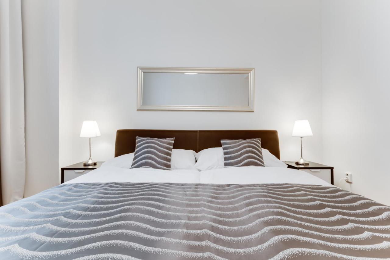 Exclusive Riverside Apartment In The Heart Of Praga Exterior foto