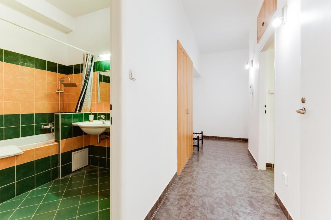 Exclusive Riverside Apartment In The Heart Of Praga Exterior foto