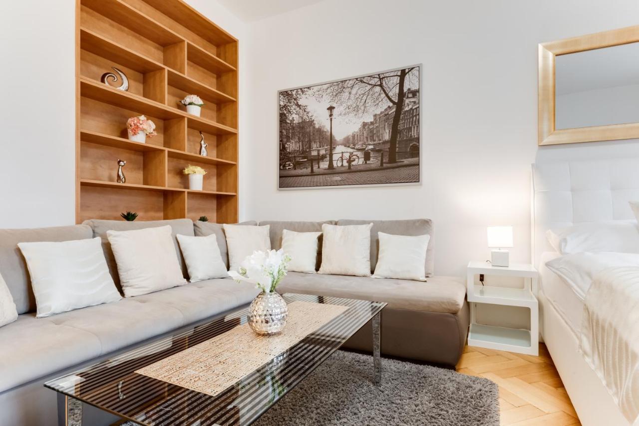 Exclusive Riverside Apartment In The Heart Of Praga Exterior foto